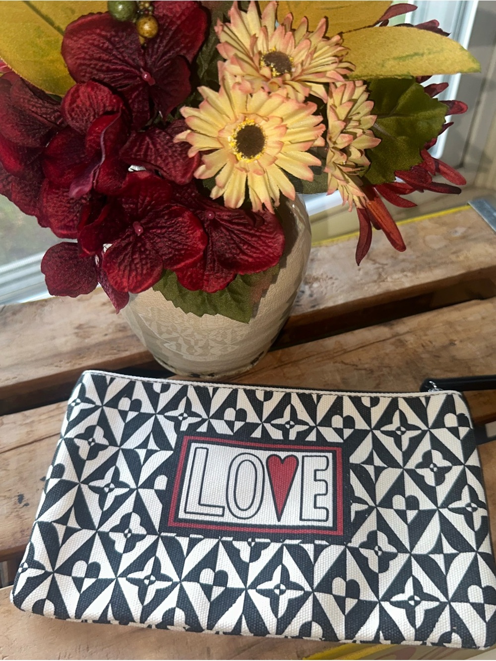 Brighton Fashionista Tom Clancy Love Clutch Pouch Black White Zipper -NWOT - Picture 2 of 10
